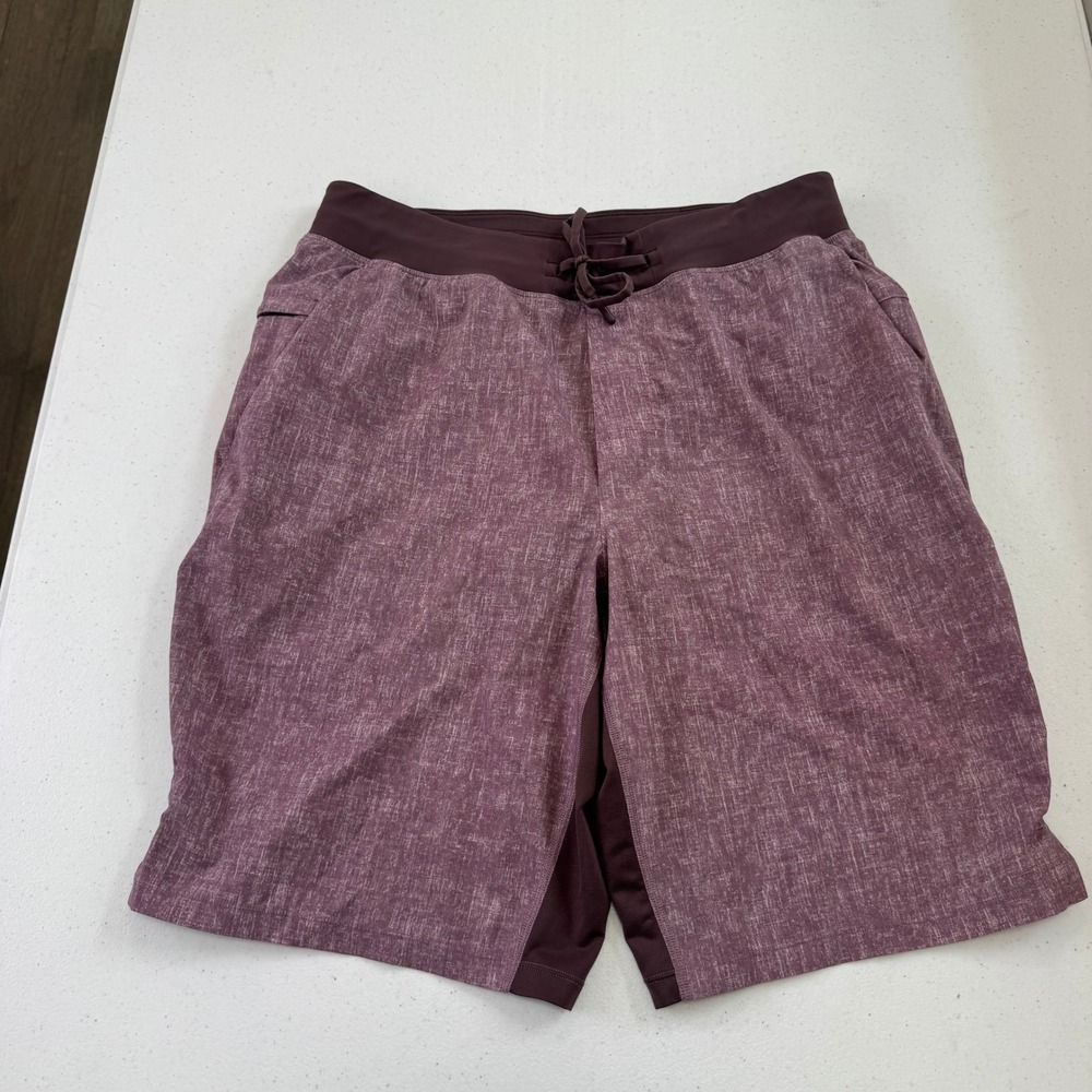 Lululemon Mens Maroon Athletic Gym Shorts Size M